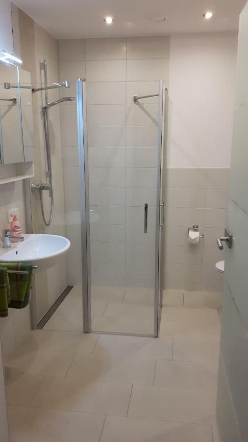 Ferienwohnung "Am Kurpark" In Bad Schussenried Exterior foto